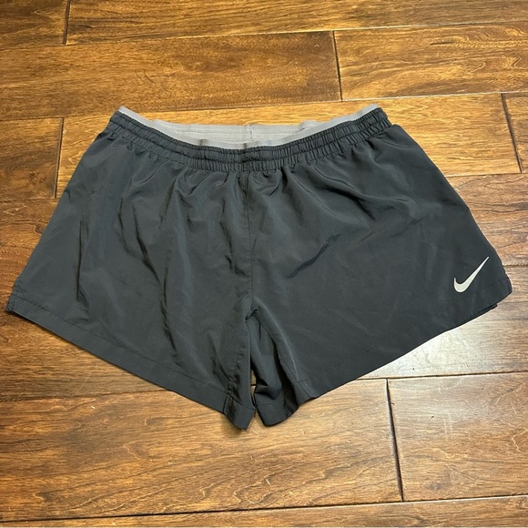 Nike Women’s Athletic Dri-Fit Black Shorts Medium - Picture 1 of 8